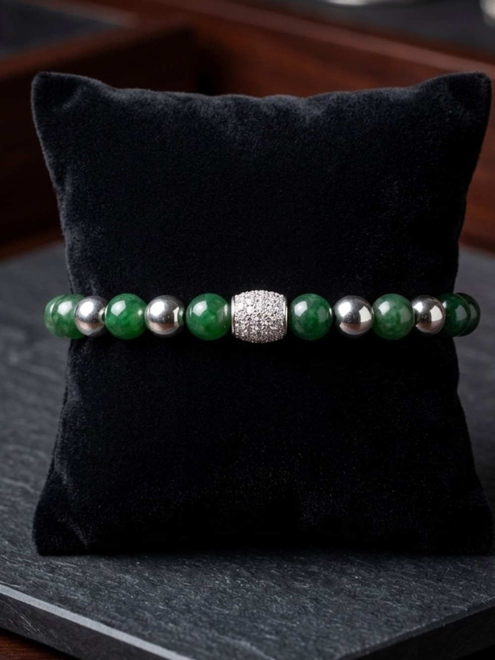 Rustic Cuff Green and Silver Beaded Bracelet with pouch 2227